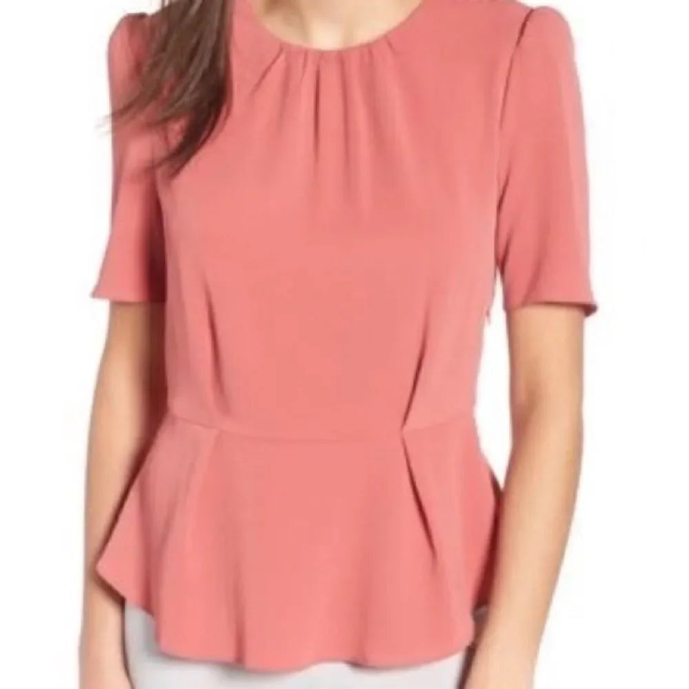 WAYF Short Sleeve Peplum Top